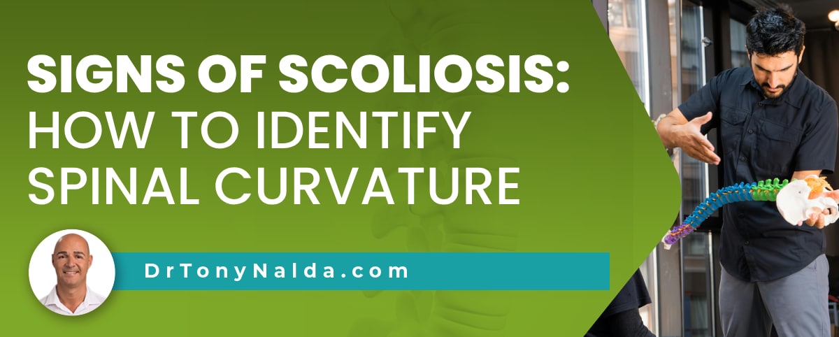 signs of scoliosis